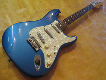 Am Griffbrett WebSite Fender USA FSR American Standard Lipstick