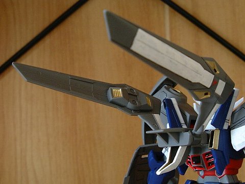 背部ウイング・バインダー